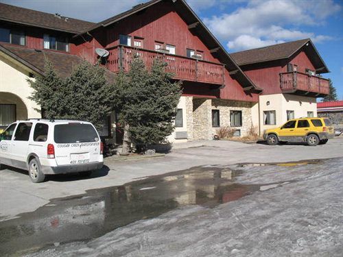 Bighorn & Motel Canmore